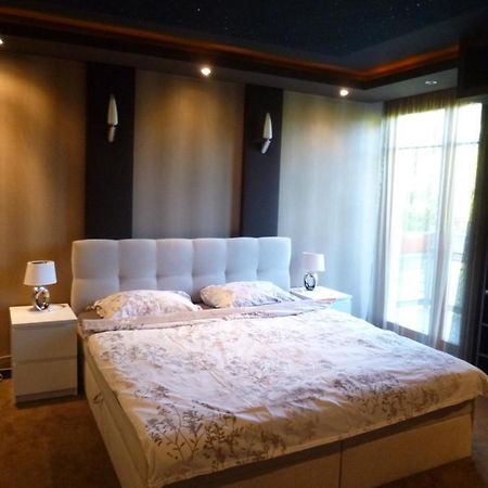 Sunny Loft Kecskemet Apartment Екстериор снимка
