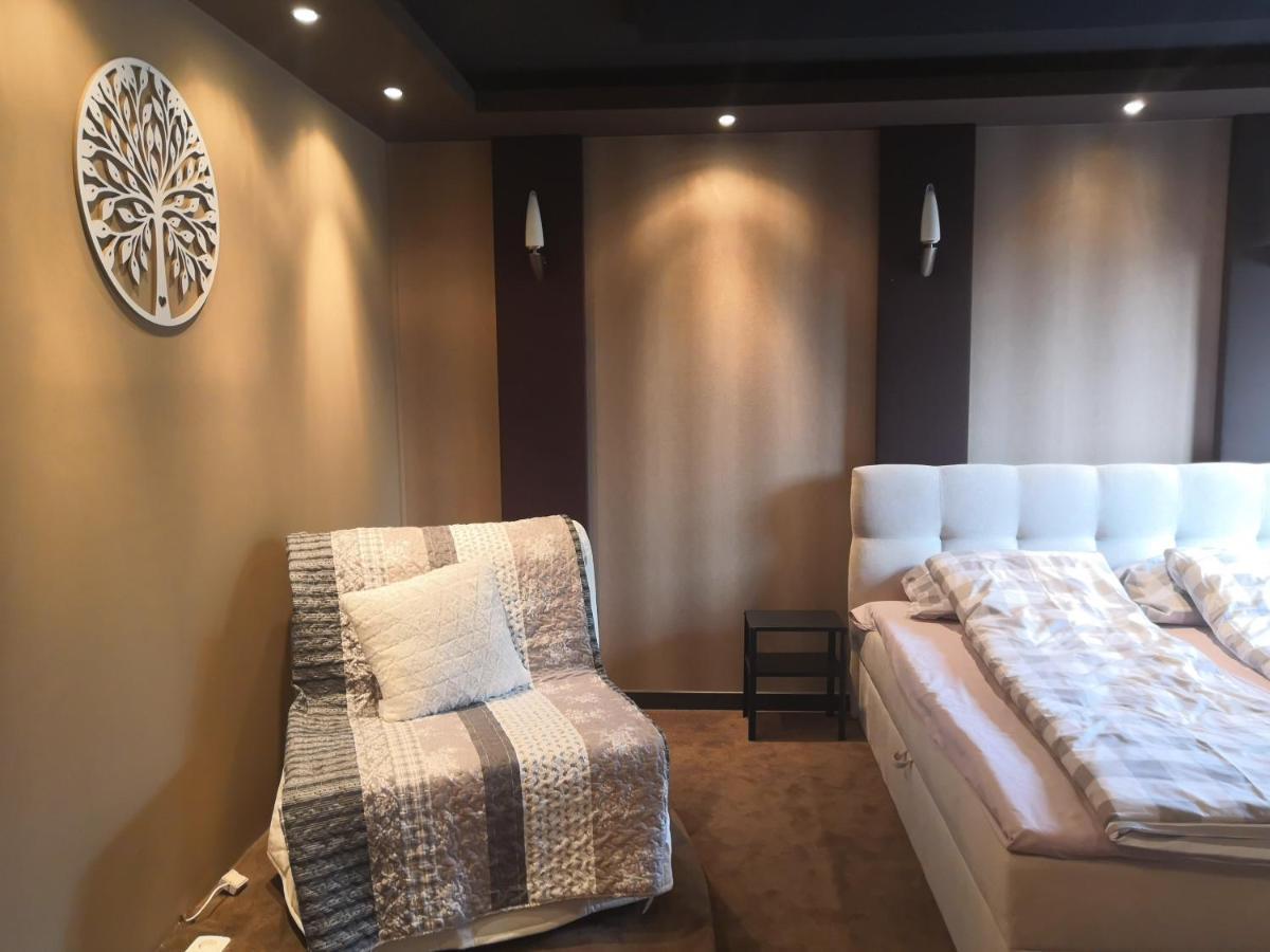 Sunny Loft Kecskemet Apartment Екстериор снимка